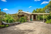 Ohia Farm-Style Retreat